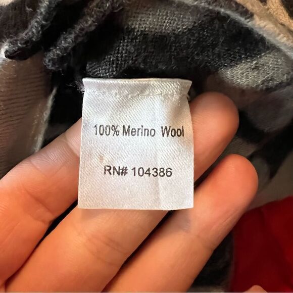 Garnet hill 100% merino wool  cardigan‎ - Picture 5 of 11